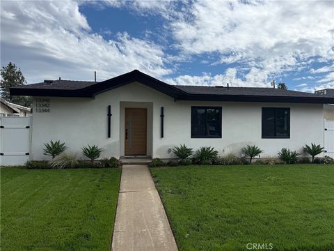 13342 & 13344 Hubbard Street Sylmar CA 91342