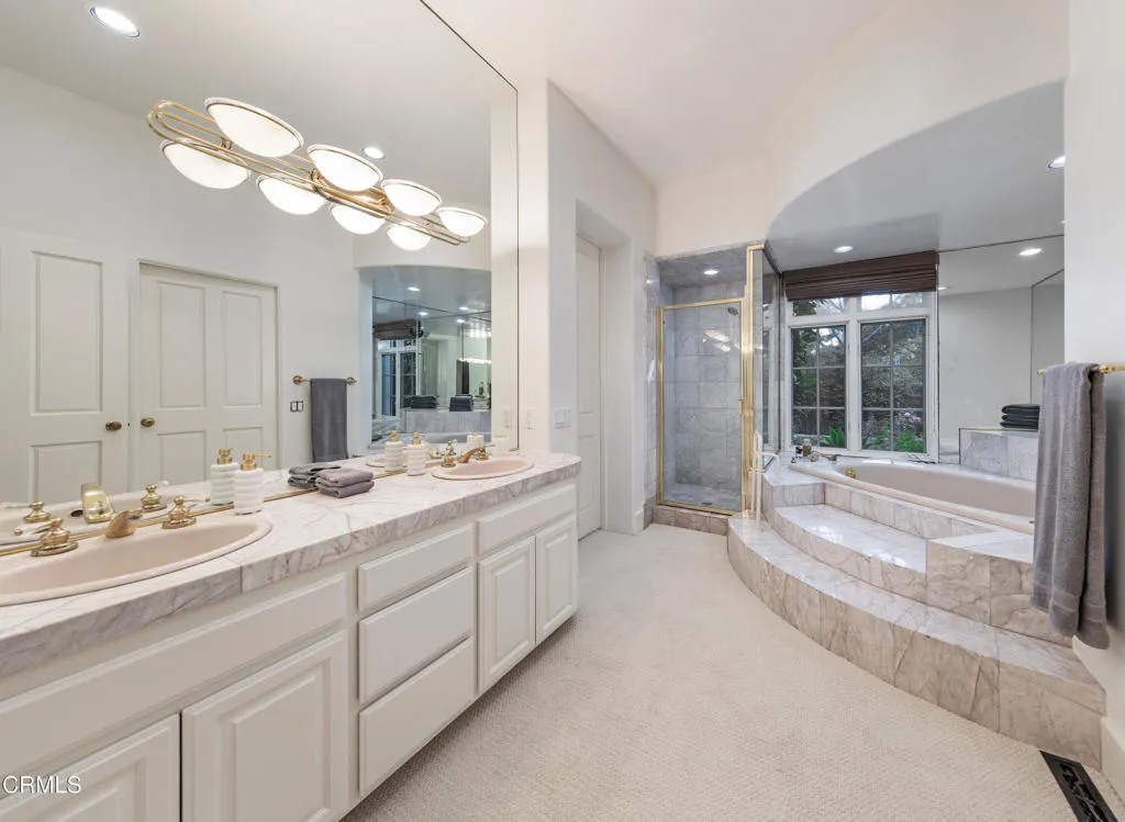 Santa Barbara, California 93108, United States, 4 Bedrooms Bedrooms, ,5 BathroomsBathrooms,Residential,Active,153599