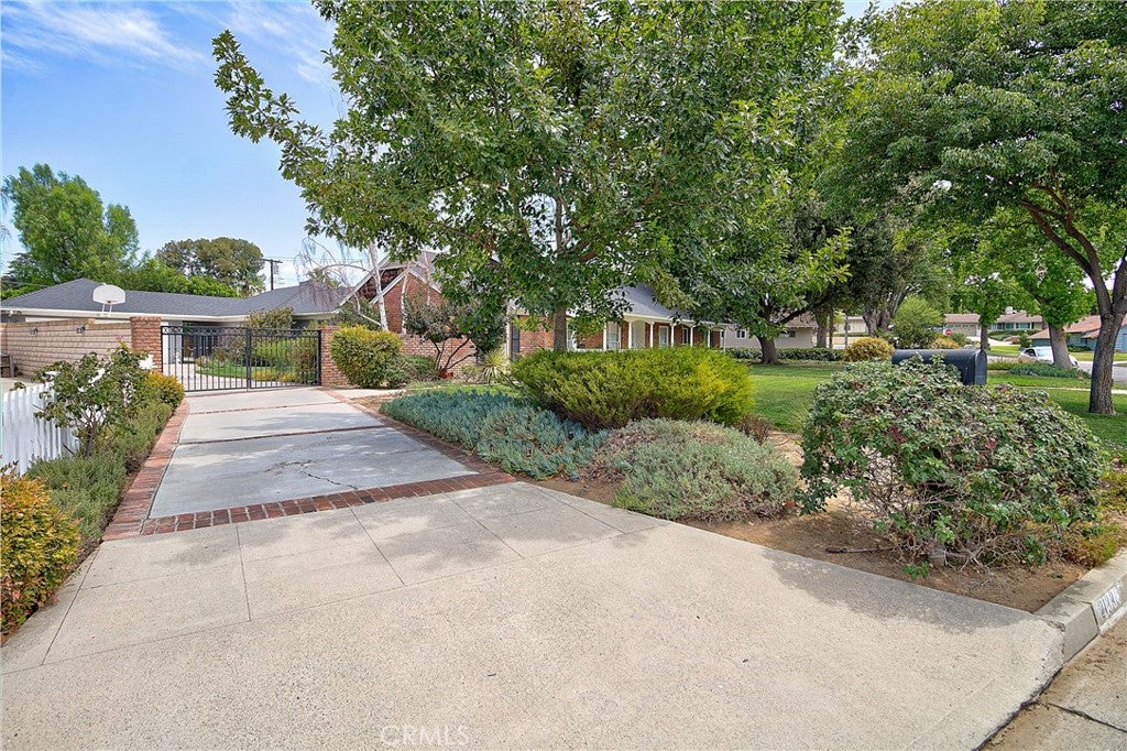 2133 Elsinore