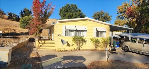 Photo of 2849 Mammoth Lane, Paso Robles, CA 93446 (MLS # NS25237354) Photo of 2849 Mammoth Lane, Paso Robles, CA 93446 (MLS # NS25237354)