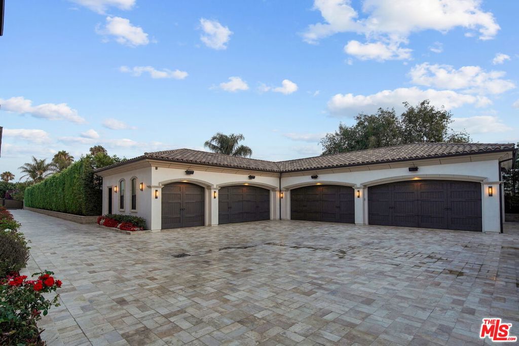 20101 1/2 Cypress Street