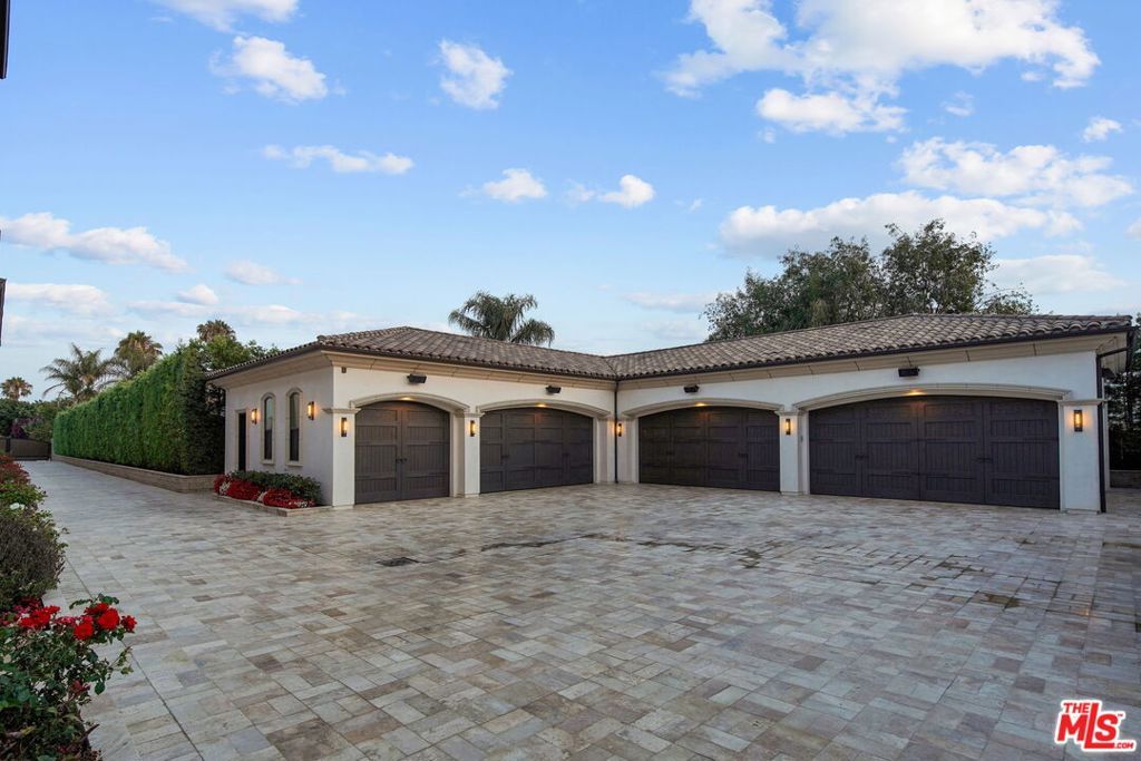 Photo of 20101 1/2 Cypress Street, Newport Beach, CA 92660 (MLS # 25629747)