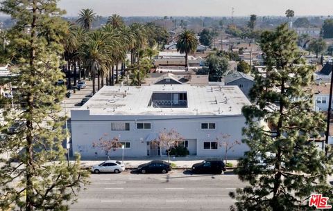 Photo of 10500 S Vermont Avenue, Los Angeles, CA 90044 (MLS # 26830237)