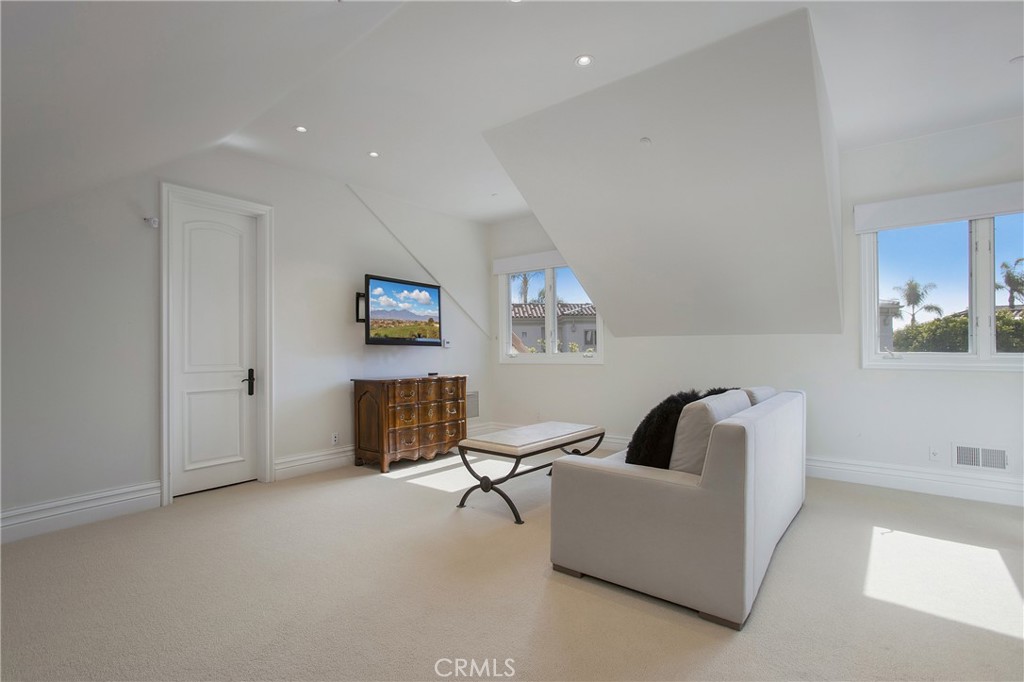 Ocean Ranch ~ Custom (BBC) - Residential Lease