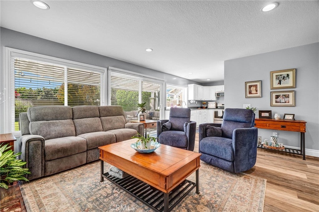 17661 Falkirk, Huntington Beach CA 92649 - Photo 9
