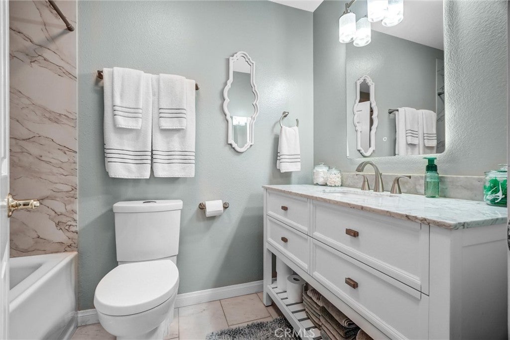 17661 Falkirk, Huntington Beach CA 92649 - Photo 21