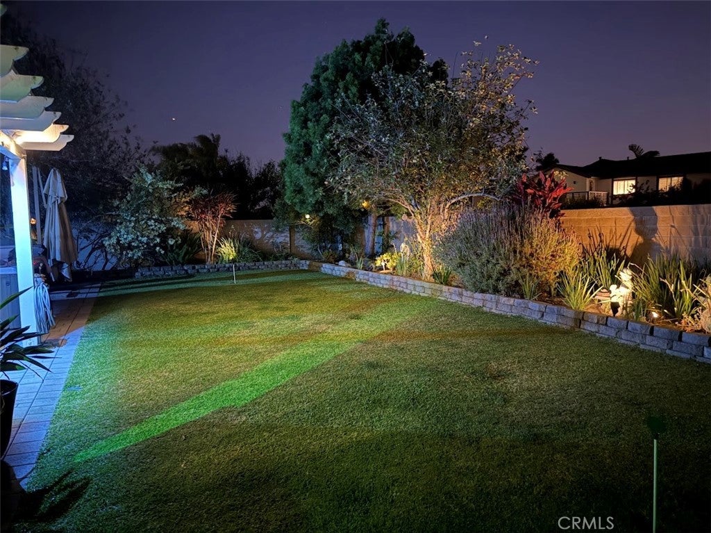 17661 Falkirk, Huntington Beach CA 92649 - Photo 28