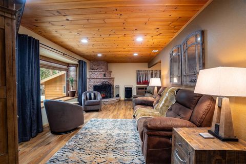 25169 Franklin Drive Idyllwild CA 92549