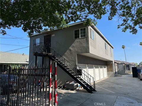 319 W Almond Street Compton CA 90220