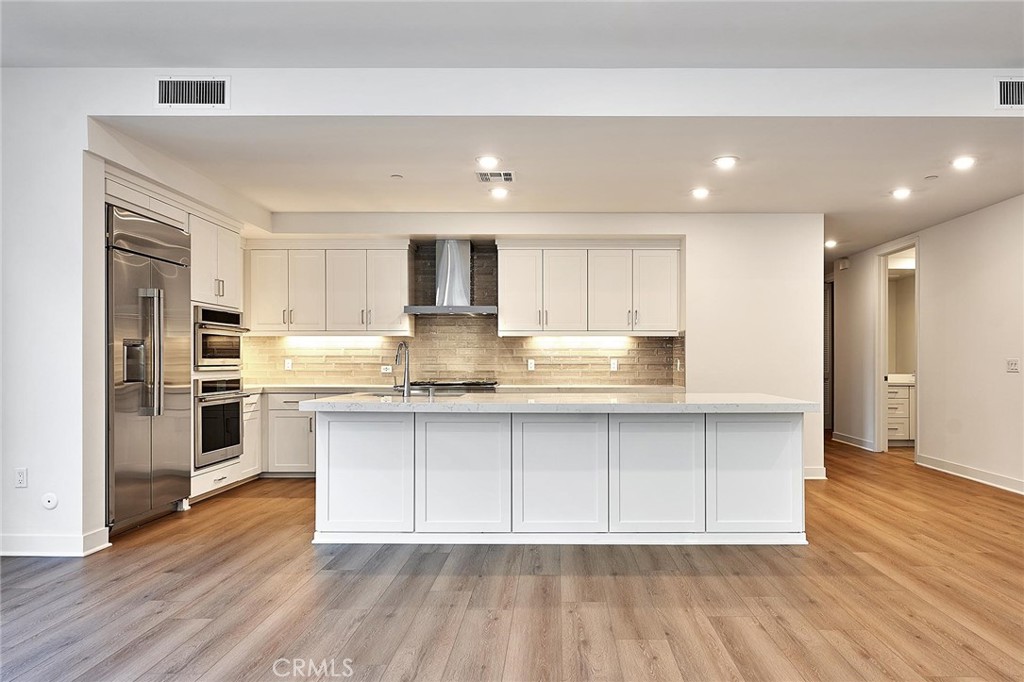 Properties 2 3201 Rivington