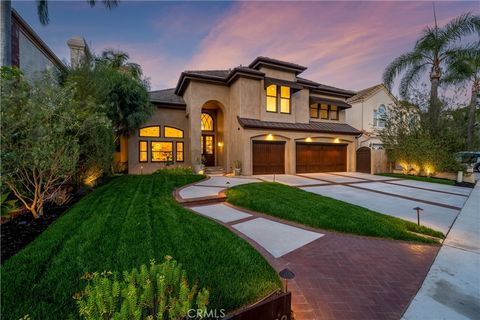 26952 Willow Tree Laguna Hills CA 92653