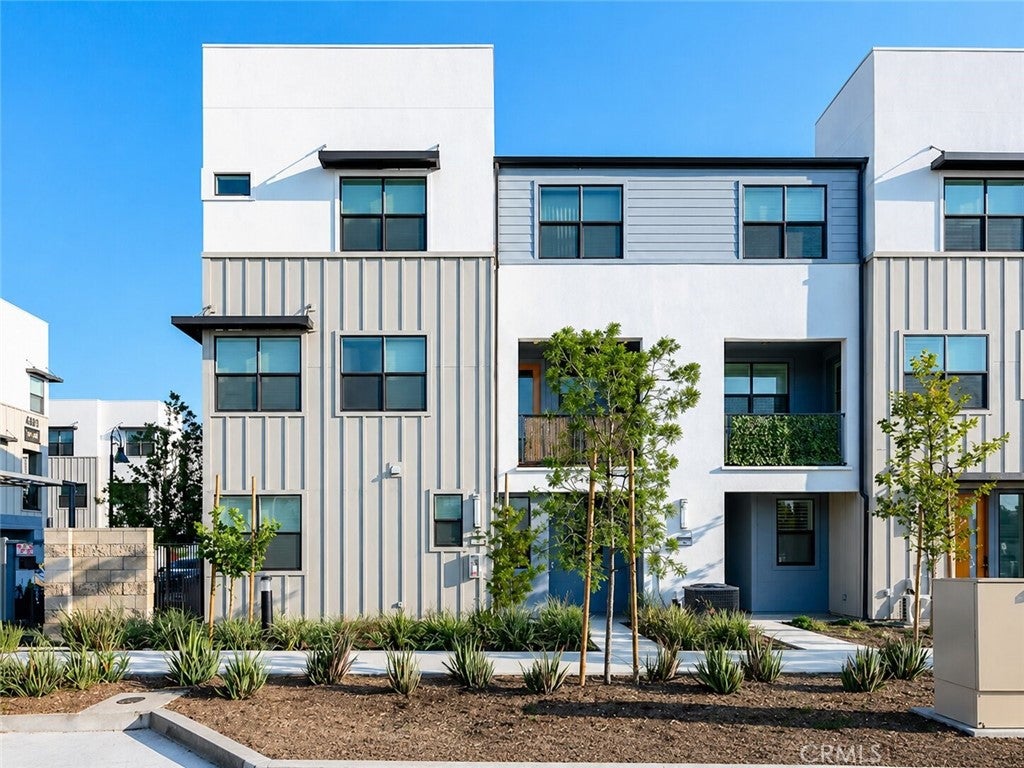 4061 E Luna Paseo 31, Ontario CA 91764