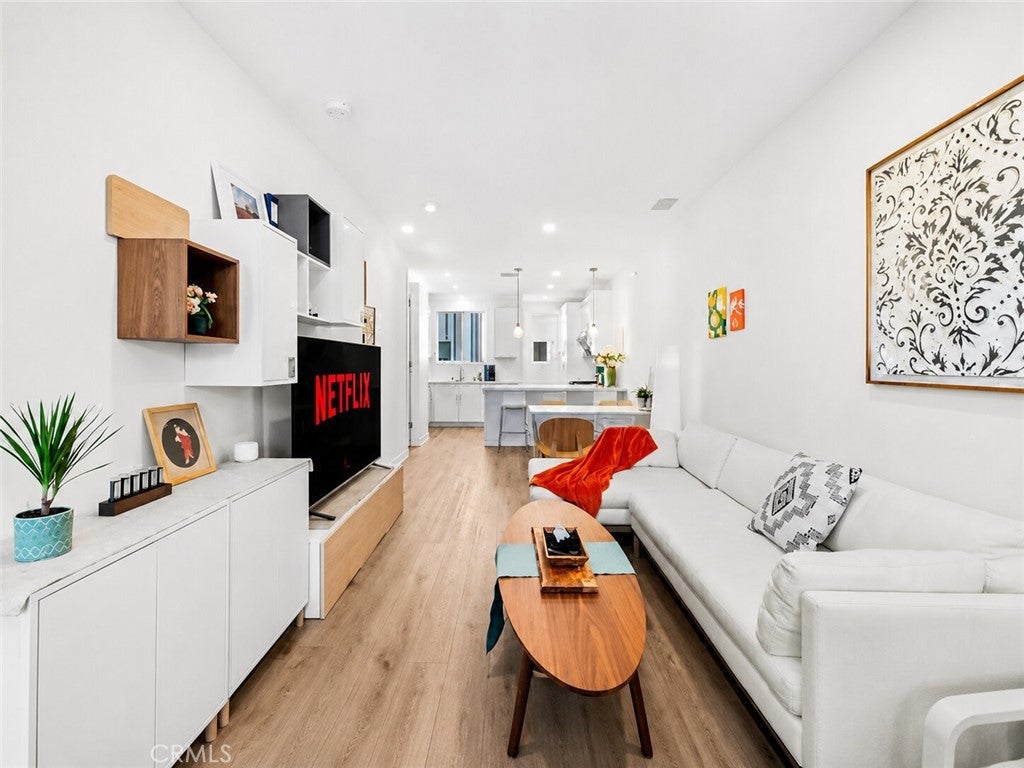 4061 E LUNA PASEO 31