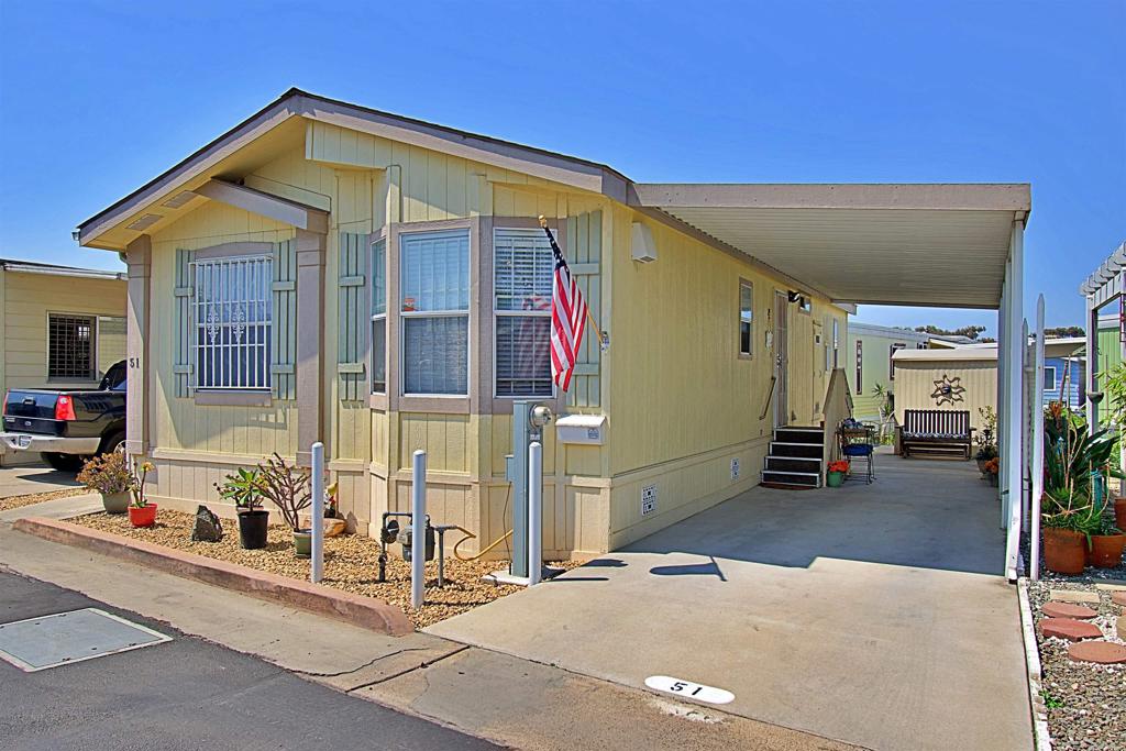 Really nice 2bed 2bath mobile home on one of the best senior (55+/35) mobile home parks in Chula Vista, near the trolley, commercial areas and the Marina in Chula Vista and Gaylord Pacific new hotel. The home is very well maintained and move-in ready. All appliances are included