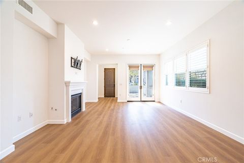 Photo of 172 Follyhatch, Irvine, CA 92618 (MLS # WS26053067)