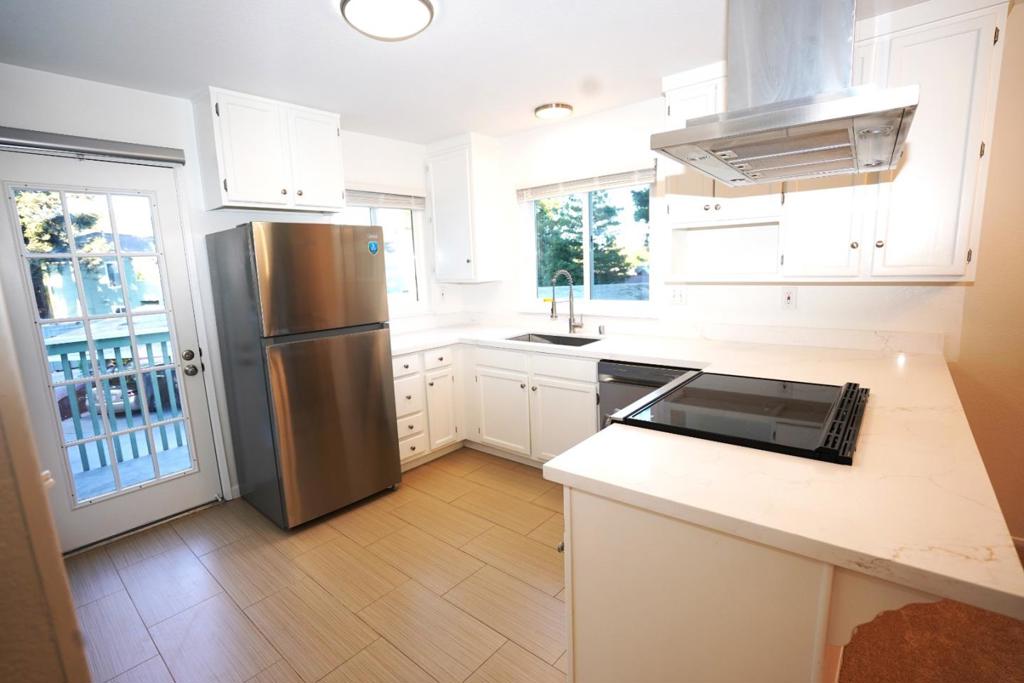 1713 Eastbrook Court