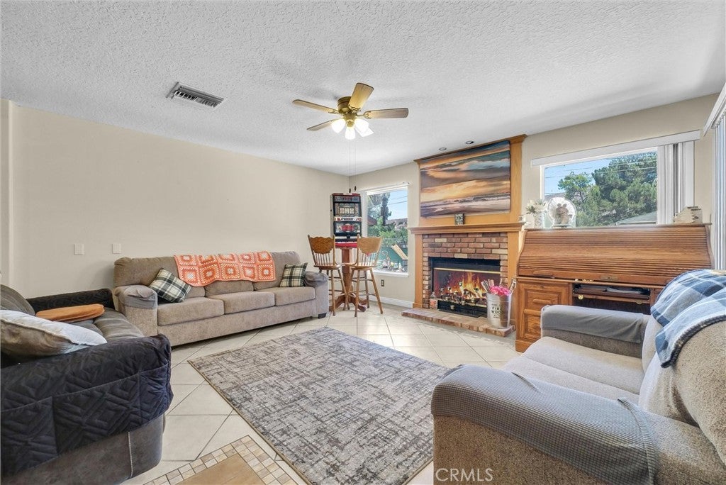 5421 Camino Real