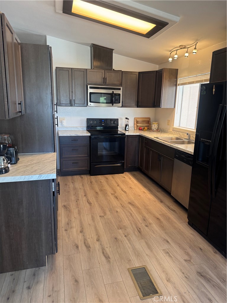 Desert Willow (34006) - Residential