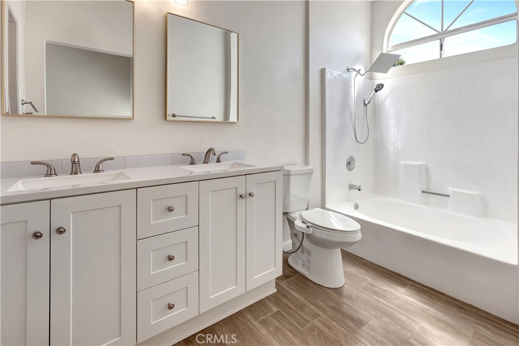 Expressions (RNE) - Residential Lease