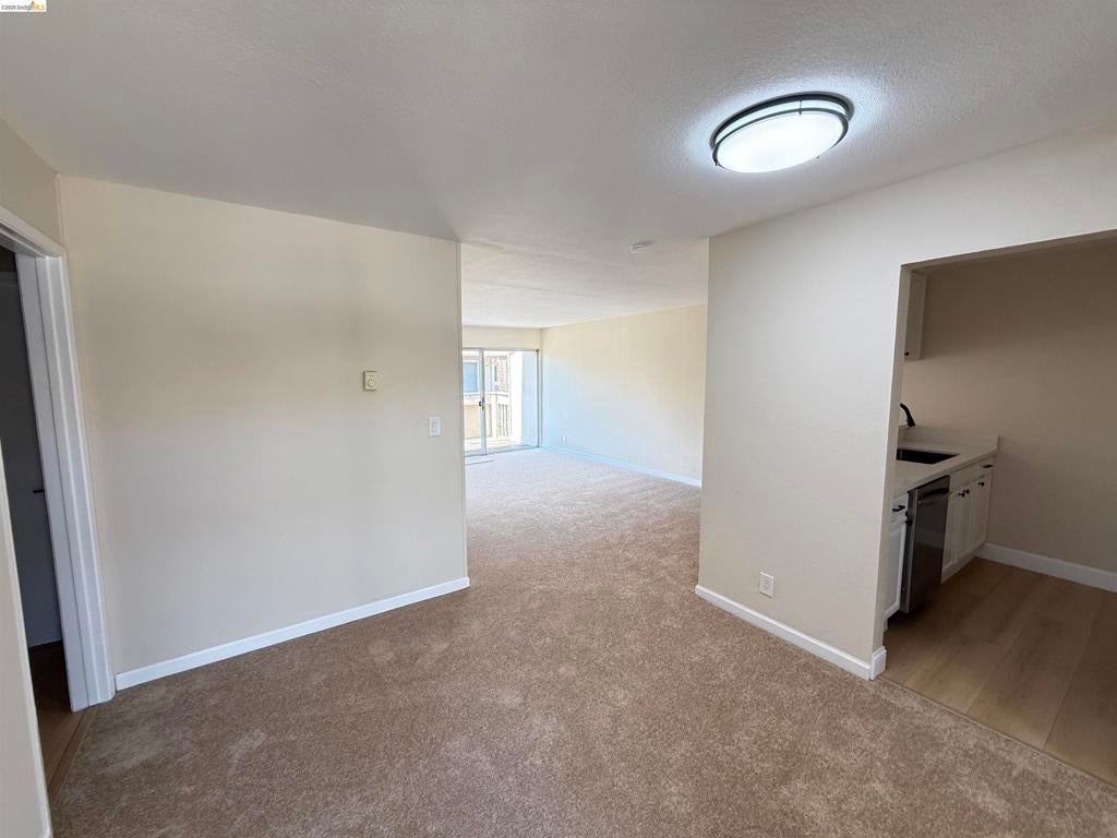 260 Industrial Pkwy 38