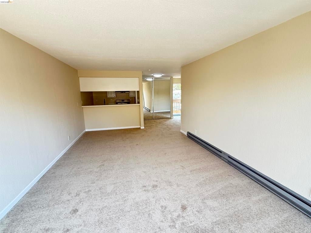 260 Industrial Pkwy 38