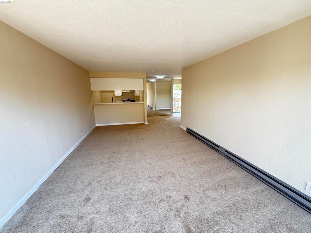 260 Industrial Pkwy 38
