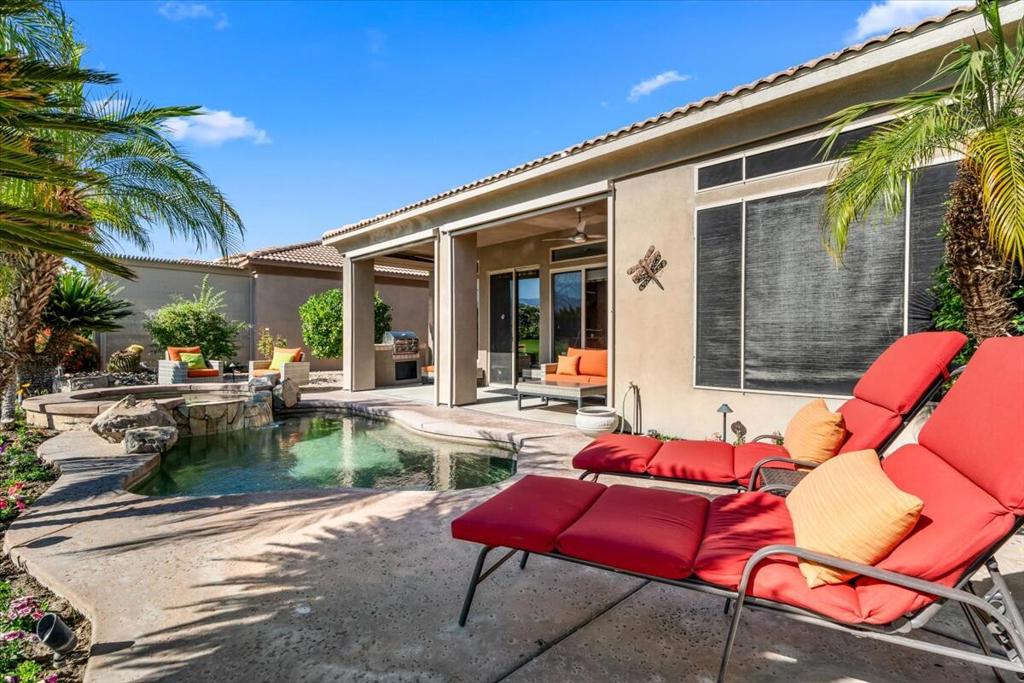 Heritage Palms CC - Residential