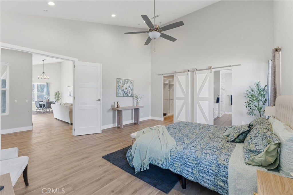 24940 Hayes