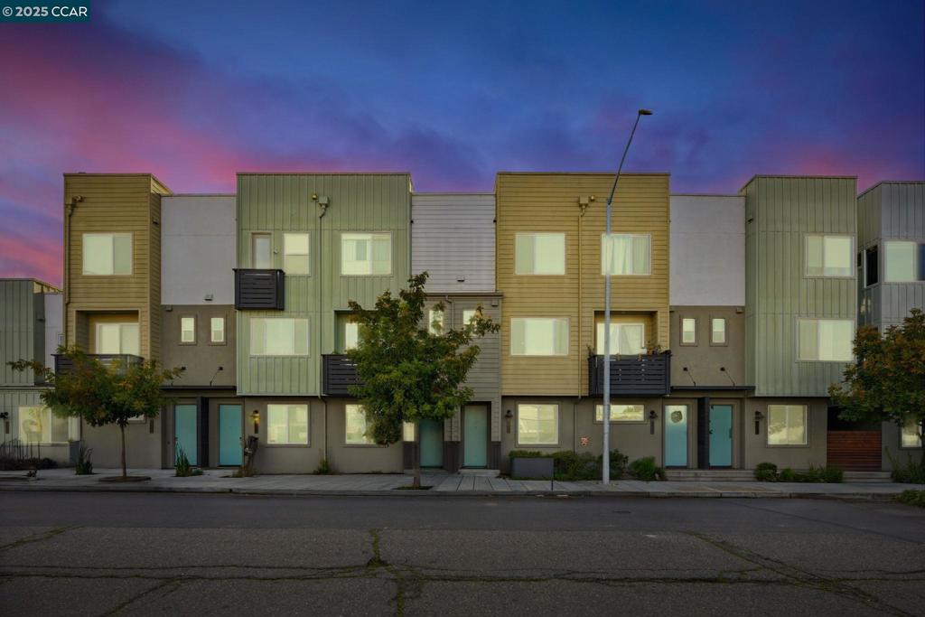 WEST OAKLAND - Residential