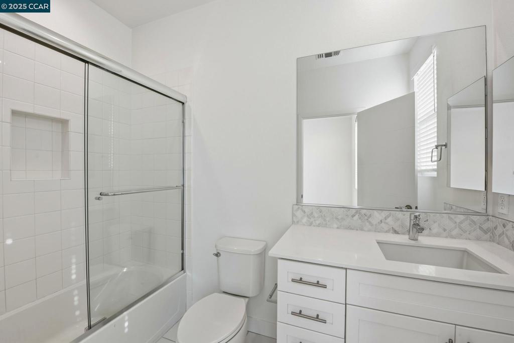 WEST OAKLAND - Residential