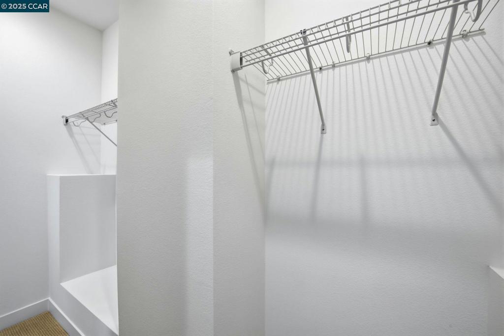 WEST OAKLAND - Residential