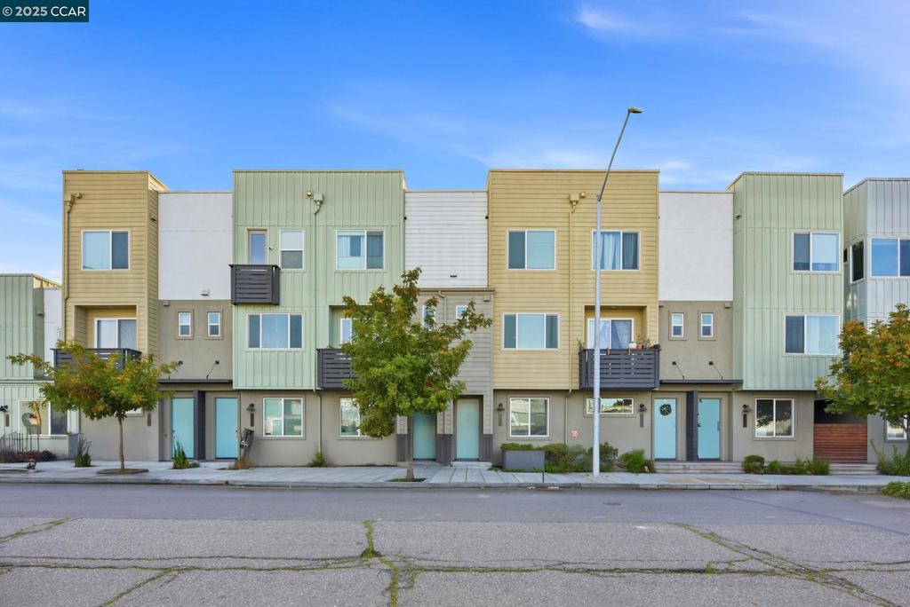 WEST OAKLAND - Residential