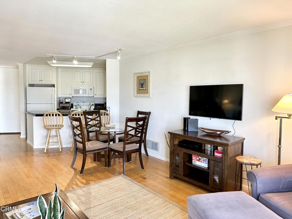 Oxnard Beach: Other - 0032 - Residential Lease