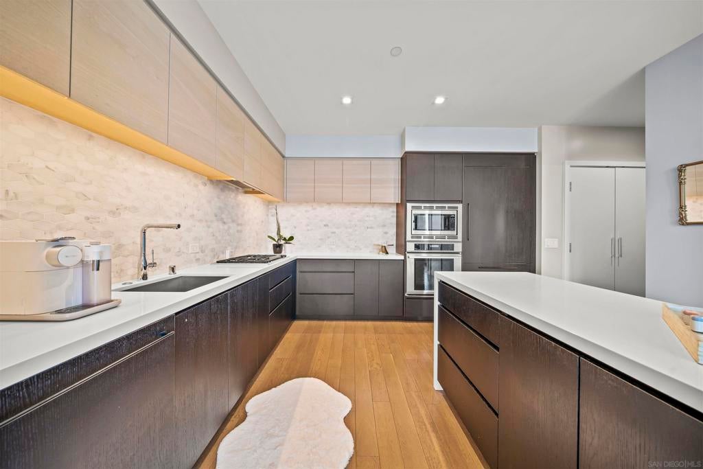 1388 Kettner Blvd. 2706