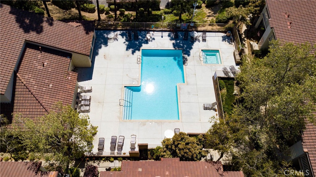 Oak Park (867) - Residential