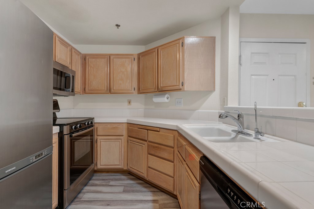 Oak Park (867) - Residential