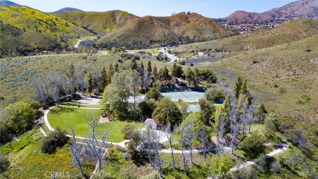 Oak Park (867) - Residential