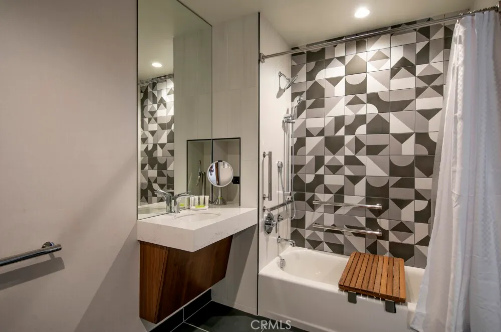 Arcadia, California 91007, United States, ,Commercial,Active,192035