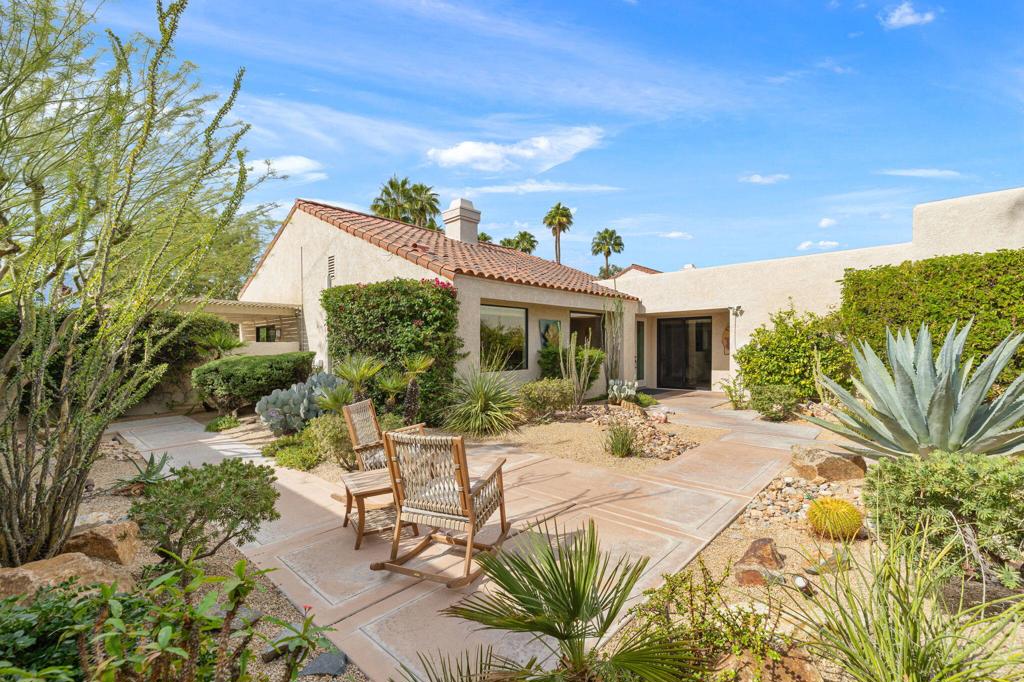 10118 Lakeview Drive