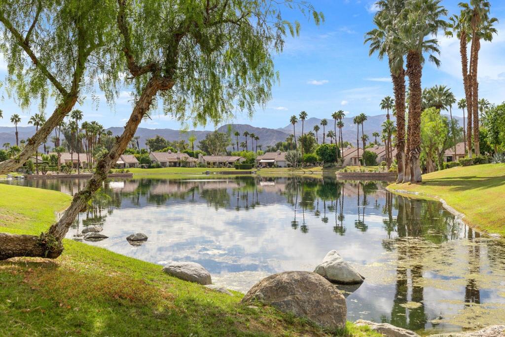 10118 Lakeview Drive