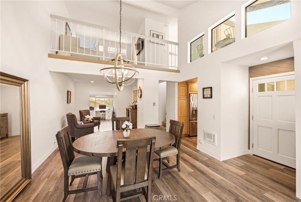 3142 Sunset Lane