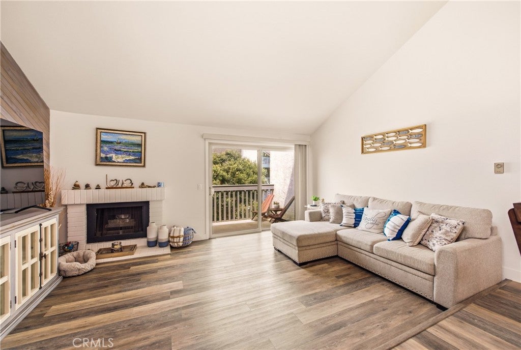 3142 Sunset Lane