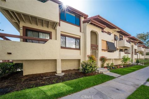 Photo of 18120 Sundowner #1122, Canyon Country, CA 91387 (MLS # SR26092698)