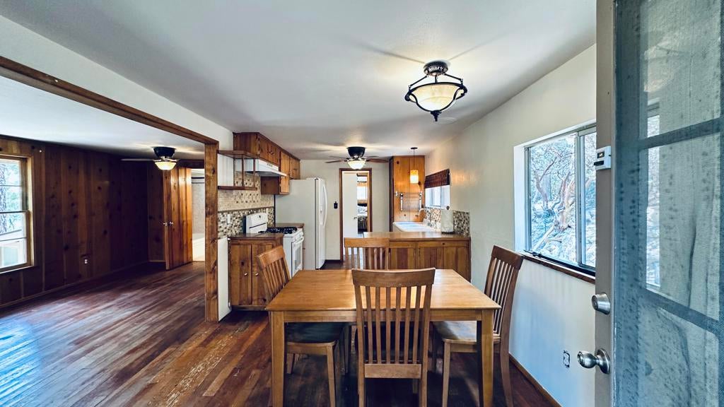 52955 Fern Land Drive