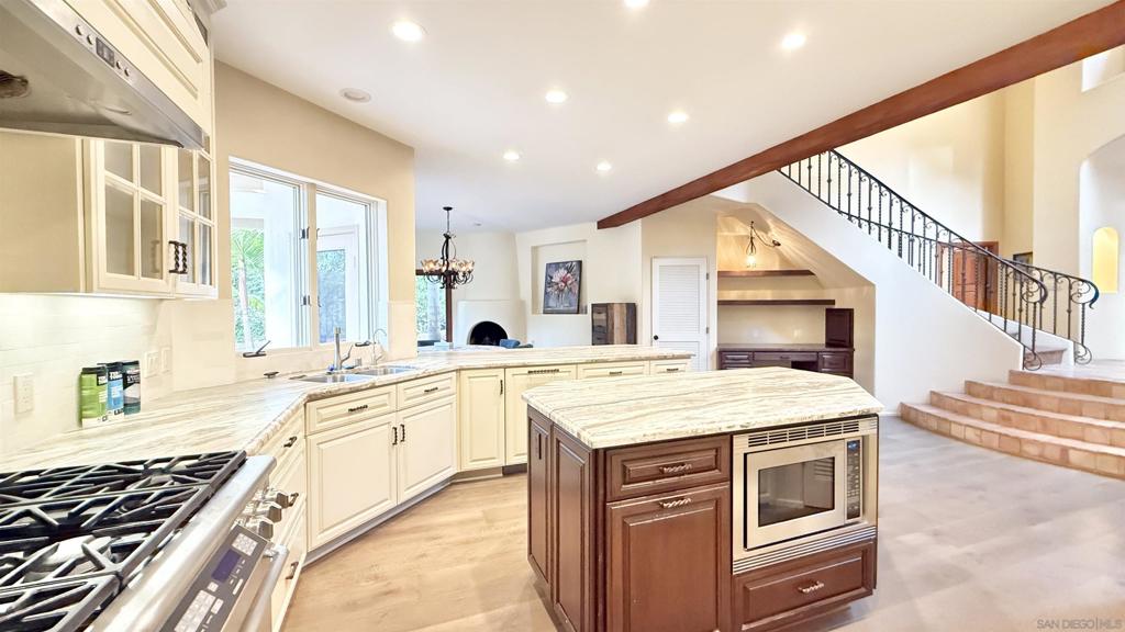 Rancho Santa Fe - Residential