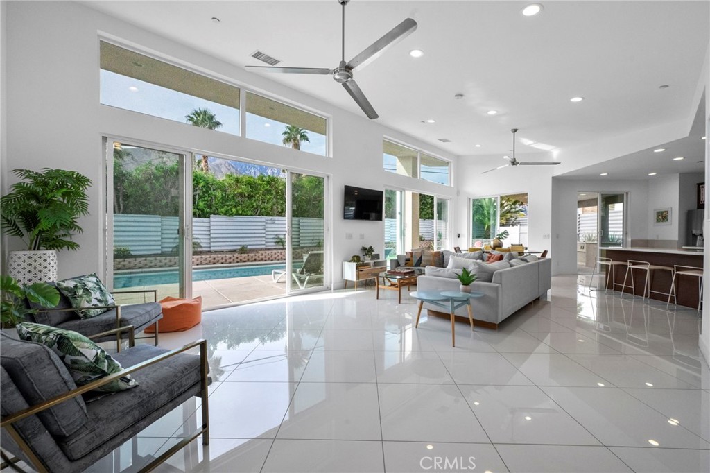 Little Tuscany (33140) - Residential