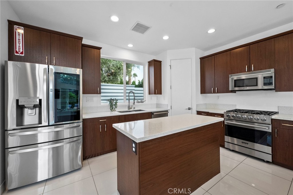 Little Tuscany (33140) - Residential