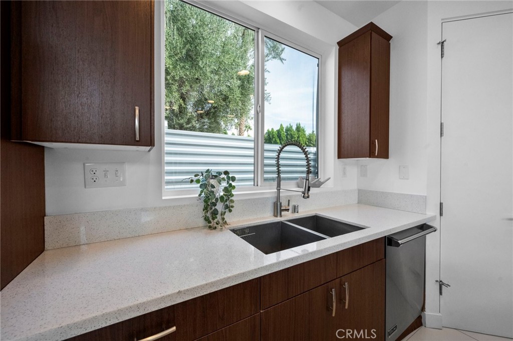 Little Tuscany (33140) - Residential