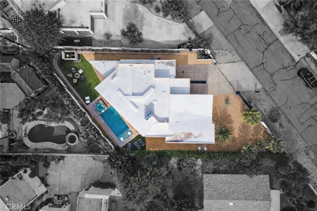 Little Tuscany (33140) - Residential