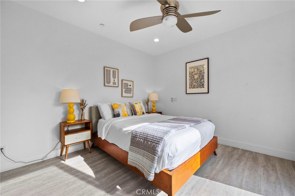 Little Tuscany (33140) - Residential